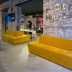 Dormire in un hotel futuristico? Ad Amsterdam si può: Benvenuti al CityHub