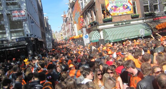 Trasporti, musei e attrazioni di Amsterdam durante la Festa del Re