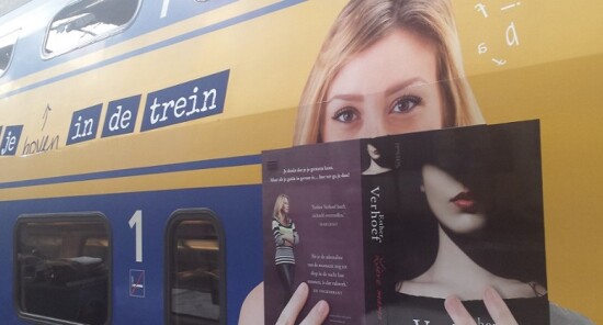 Le carrozze dei treni olandesi si trasformano in biblioteche viaggianti