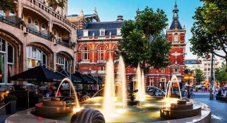 leidesplein amsterdam fontana 4