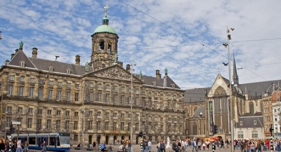 Piazza Dam: Cosa vedere nella piazza più famosa di Amsterdam