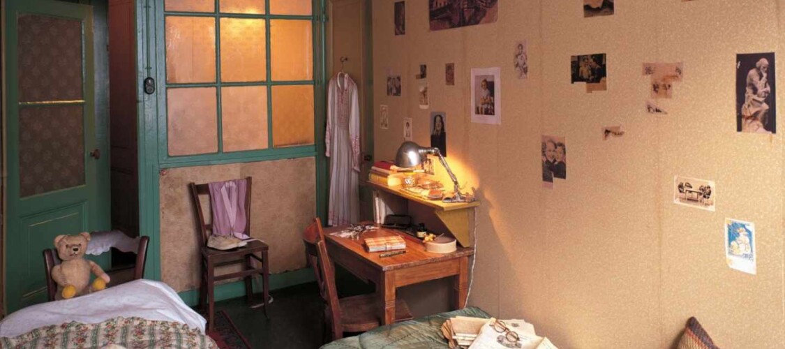 Reserva la visita de 2 horas que cuenta la historia de Anna Frank