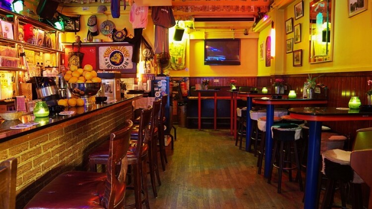 the bulldog amsterdam interno