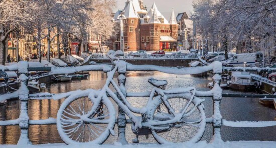 Amsterdam a Dicembre: festival delle luci, mercatini di Natale e appuntamenti al coperto