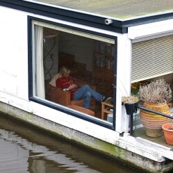 La città delle houseboat: Le case galleggianti di Amsterdam