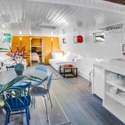 Dónde alquilar una casa flotante en Ámsterdam