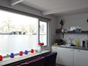 rent a houseboat