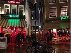 https://vivi.city/it/nl/amsterdam/quartiere-a-luci-rosse
