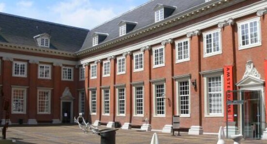 Amsterdam Museum: La storia della capitale olandese in una mostra interattiva