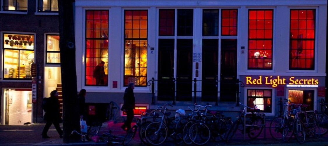 Biglietto per il Museo Red Light Secrets con audioguida in italiano e Crociera sui canali