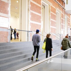 Museo Stedelijk Amsterdam - Mostra MODERN: Van Gogh, Rietveld, Léger e altri