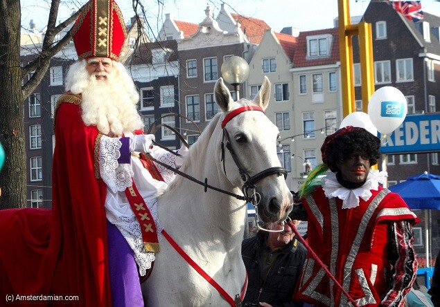 Sinterklass-babbo-natale-amsterdam