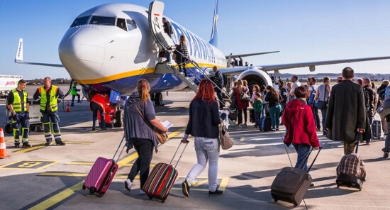Ryanair, arrivano le nuove regole per i bagagli a mano