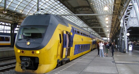 Come prenotare online il treno da Schiphol ad Amsterdam