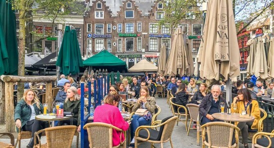 Leidseplein: Divertimento notturno nella vivace piazza di Amsterdam