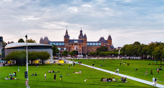 Museumplein: La grande piazza dei musei di Amsterdam