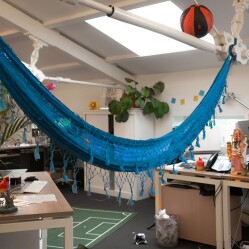 L’ultima trovata dei creativi di Havas: stagisti reclutati tramite Airbnb