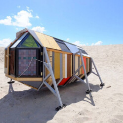 Opere d’arte o tende da campeggio? Benvenuti all’Urban Campsite Amsterdam