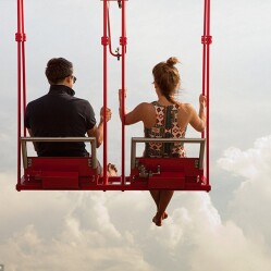 Swing Over The Edge: in altalena sulla cima di Amsterdam