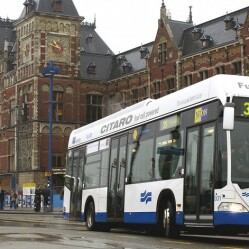 Ad Amsterdam si testa il trasporto pubblico senza contanti