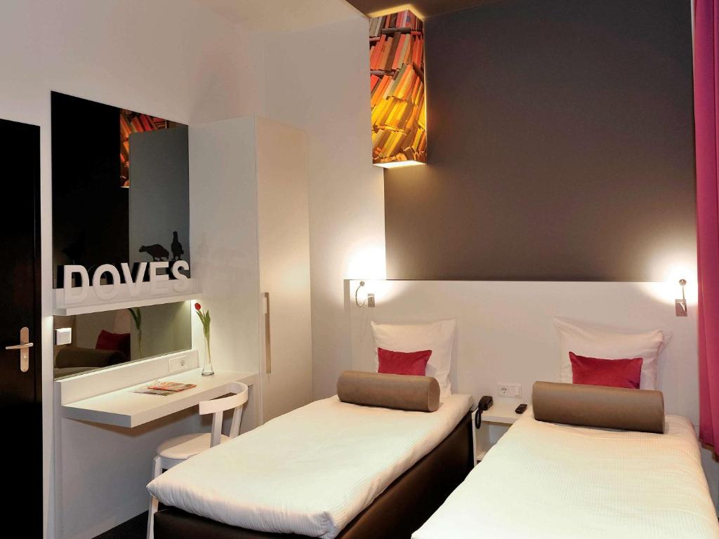 ibis amsterdam amstel